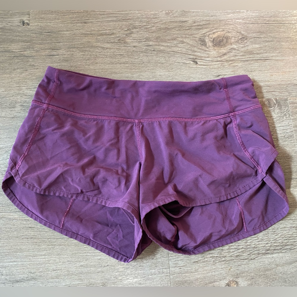 Lululemon Speed Up 2.5” LR shorts